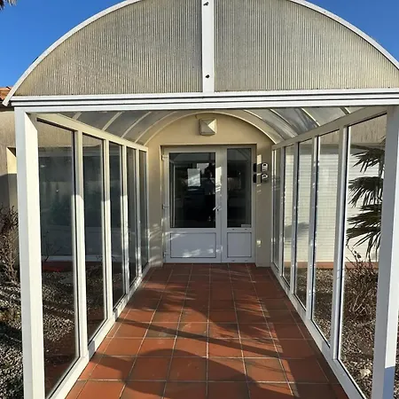 Appart-hotel Des Coquillages Kiwi Apartment *